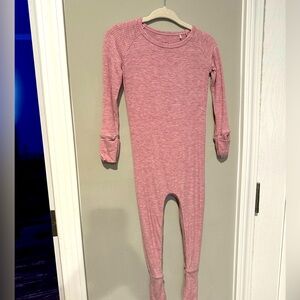 Pink ribbed crescent zippy 12-18